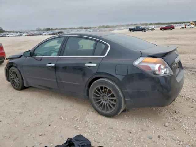 Nissan Altima Base Image 11