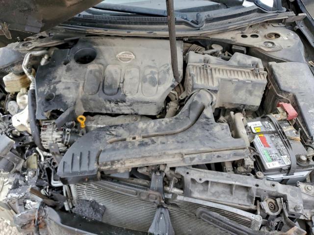 Nissan Altima Base Image 12