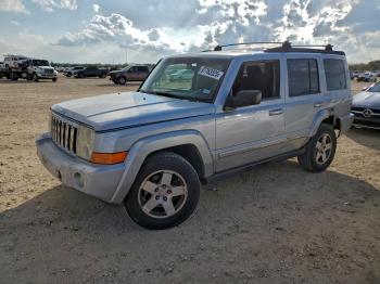  Salvage Jeep Commander