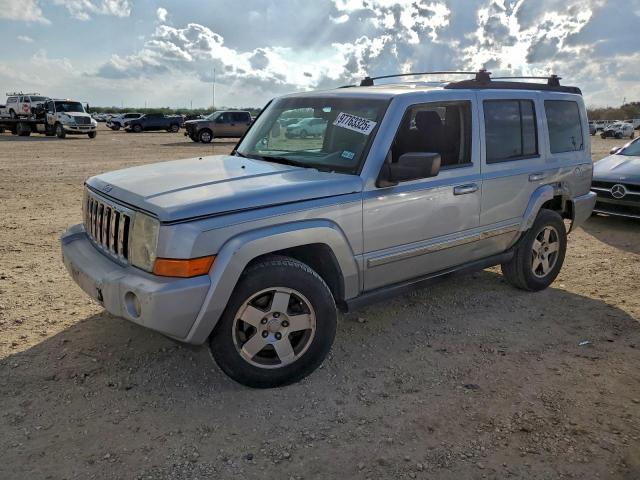  Salvage Jeep Commander