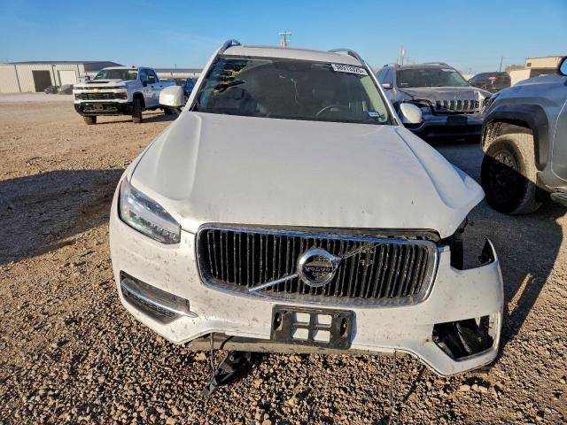 Volvo XC90 T5 Image 4