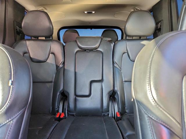Volvo XC90 T5 Image 6