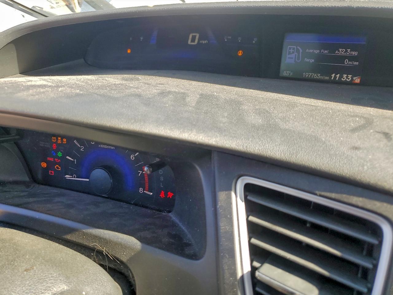 Honda Civic Lx Image 9