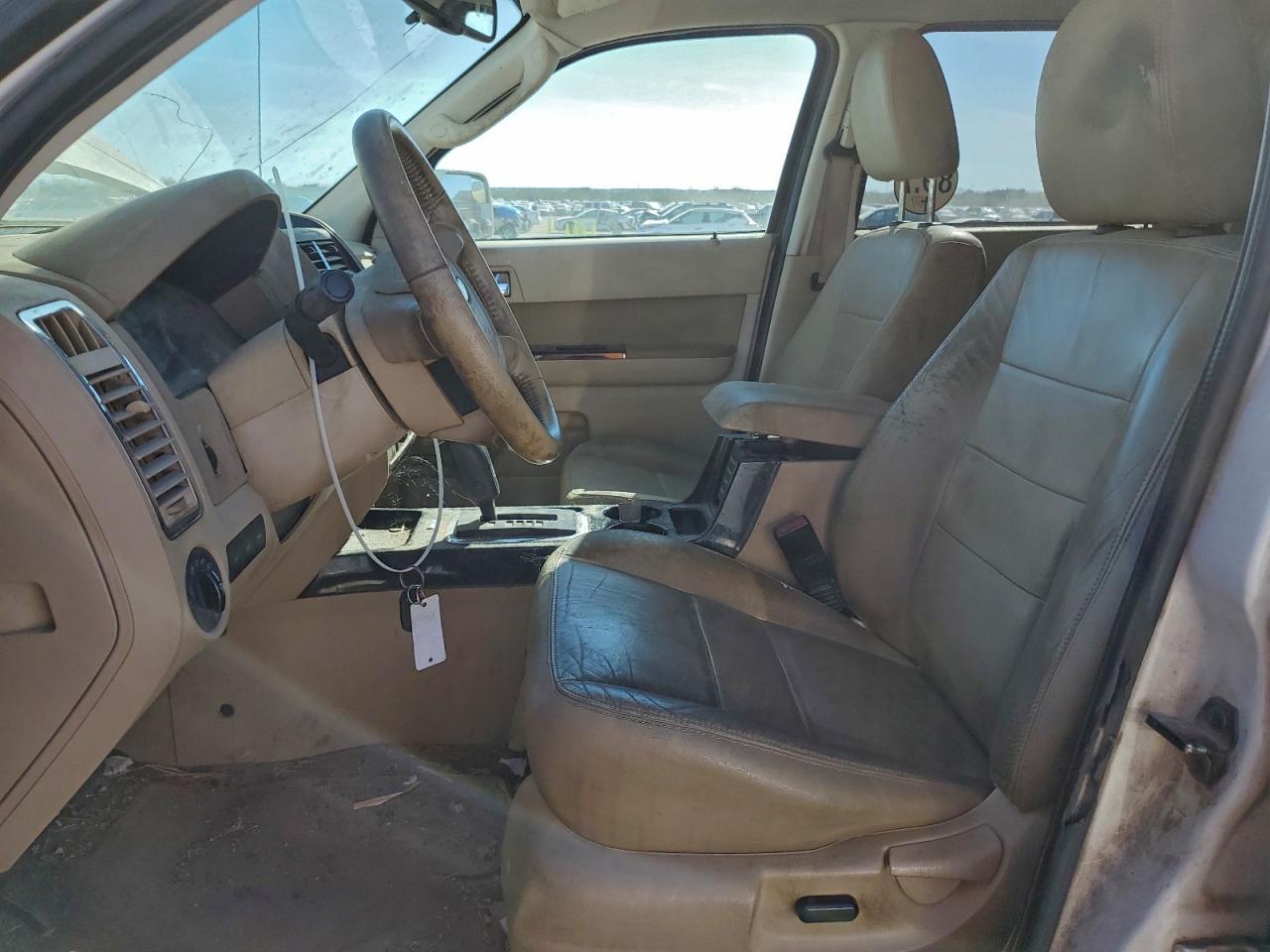 Ford Escape Limited Image 9