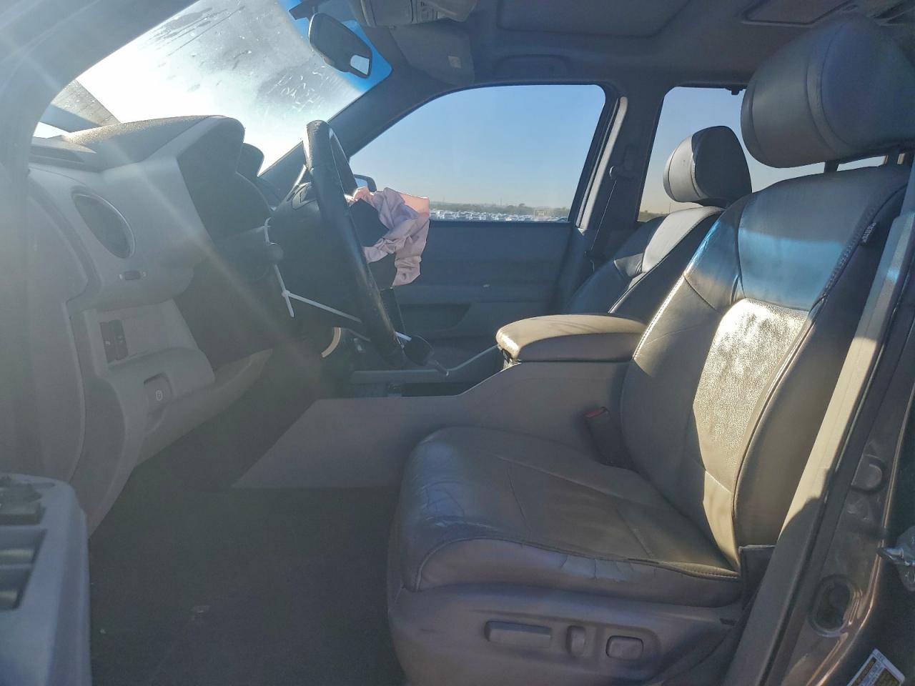 Honda Pilot Touring Image 6