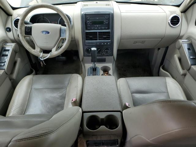 Ford Explorer Xlt Image 8