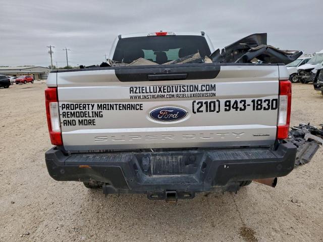 Ford F-250 Super Duty Image 4
