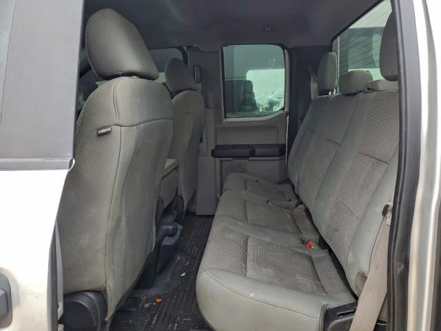 Ford F-250 Super Duty Image 3