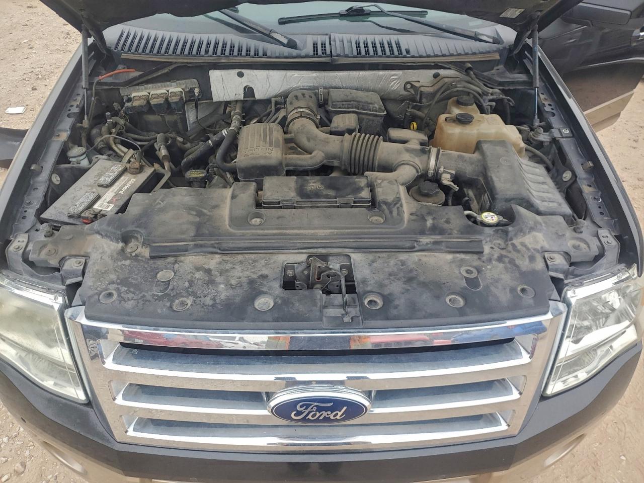 Ford Expedition Xlt Image 9