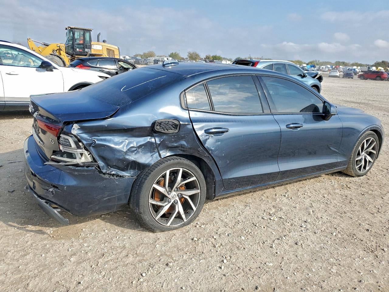 Volvo S60 T5 Momentum Image 7