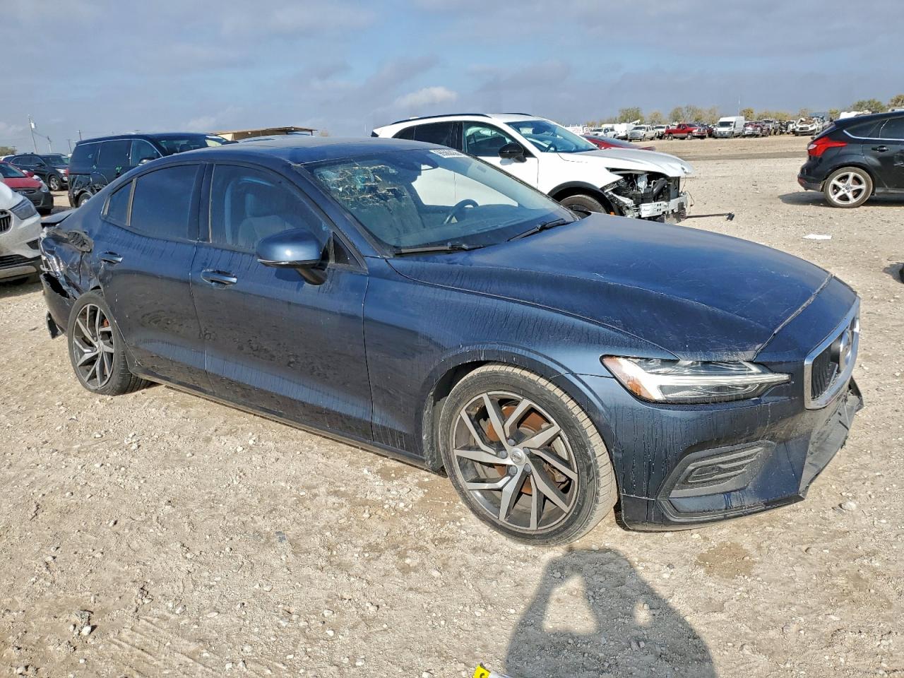 Volvo S60 T5 Momentum Image 4