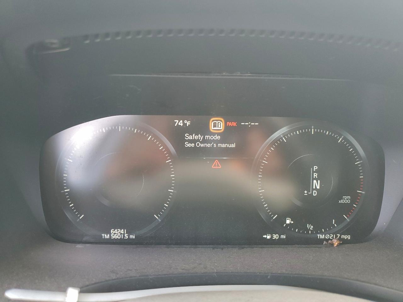 Volvo S60 T5 Momentum Image 11