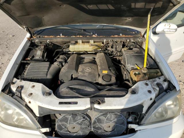 Mercedes-Benz M-Class 350 Image 11