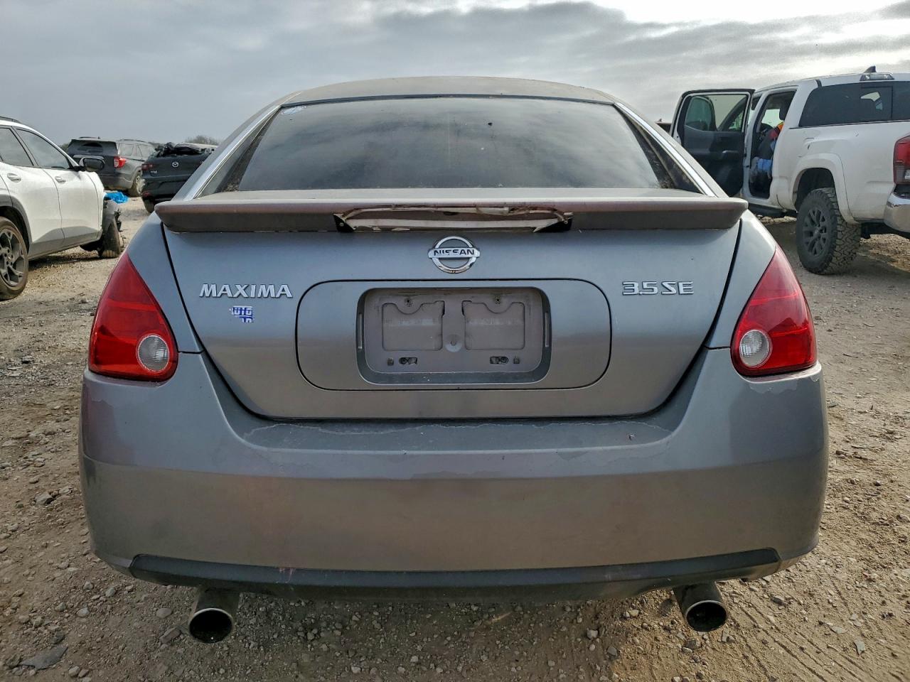 Nissan Maxima Se Image 8