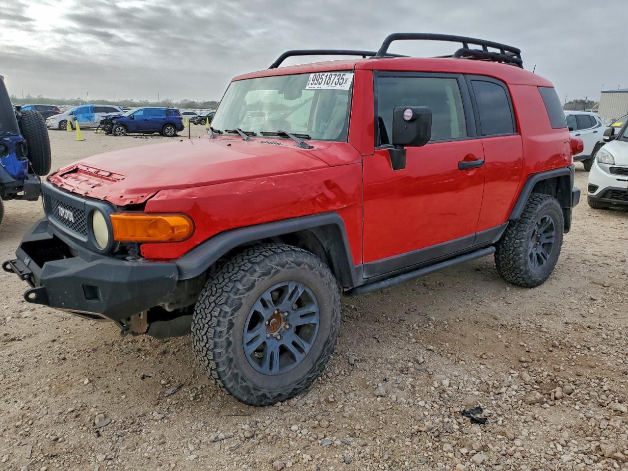 Toyota FJ Cruiser Image 1