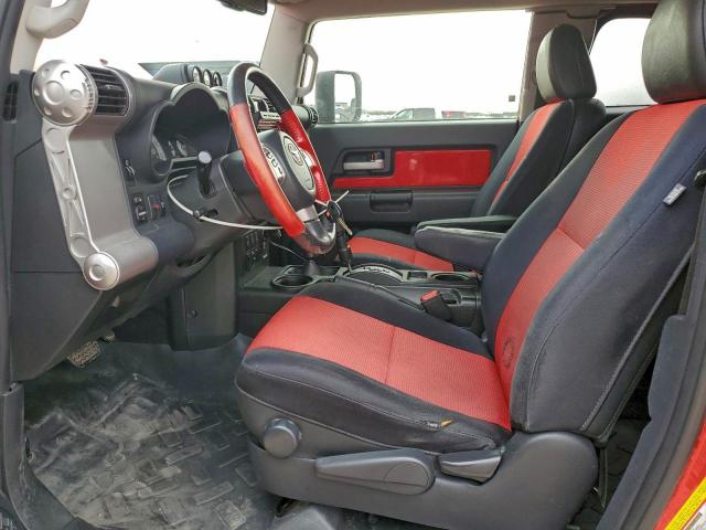 Toyota FJ Cruiser Image 8