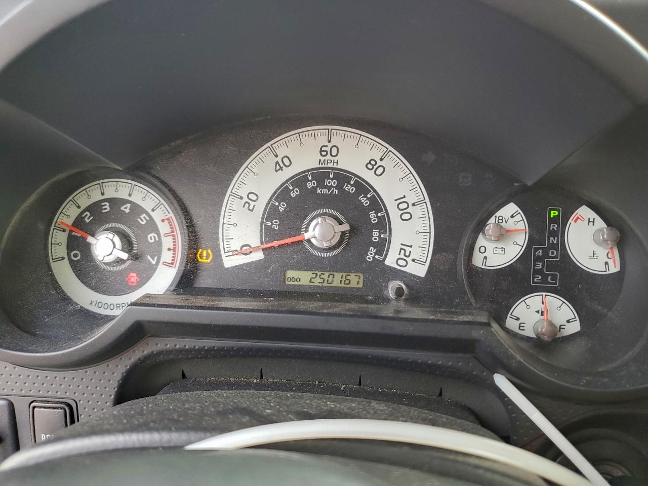 Toyota FJ Cruiser Image 6