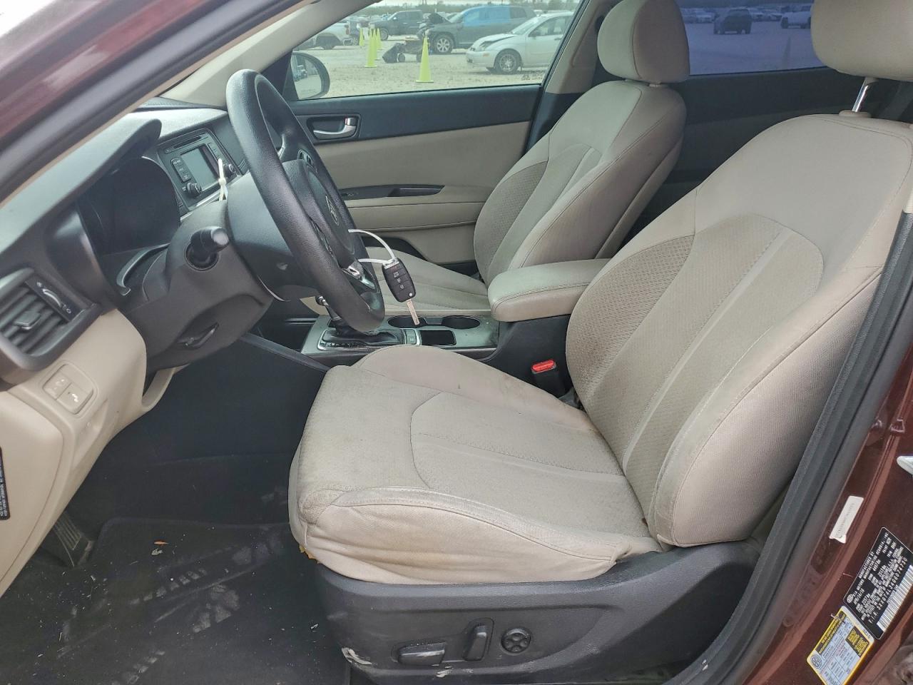 Kia Optima Lx Image 5