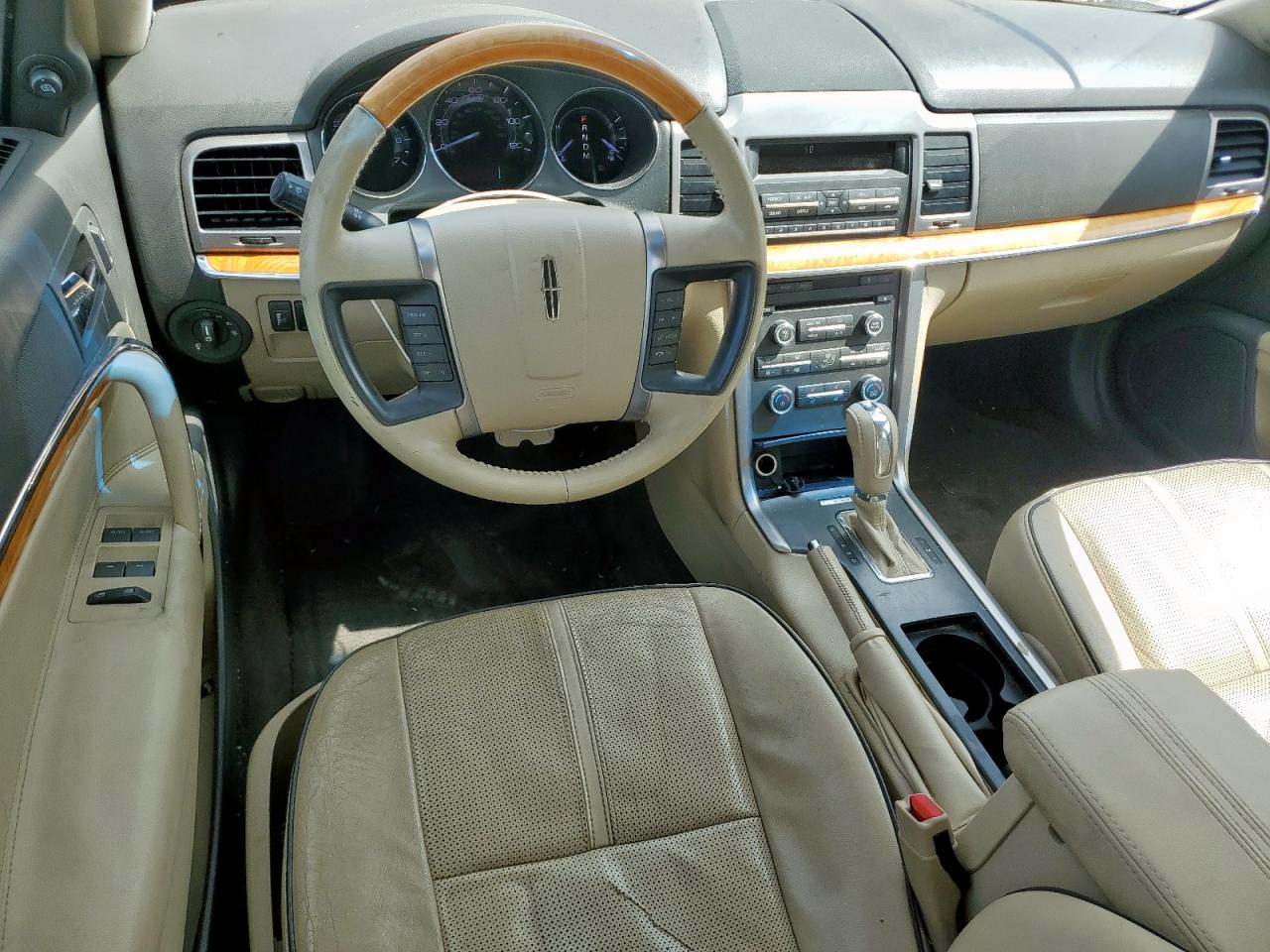 Lincoln MKZ Image 10
