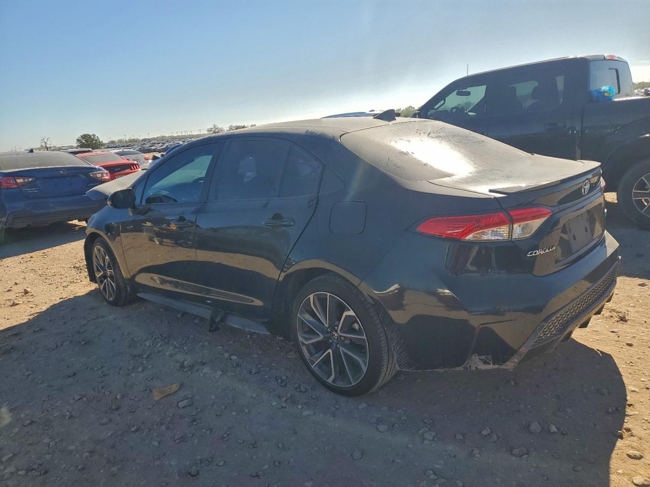 Toyota Corolla Se Image 4