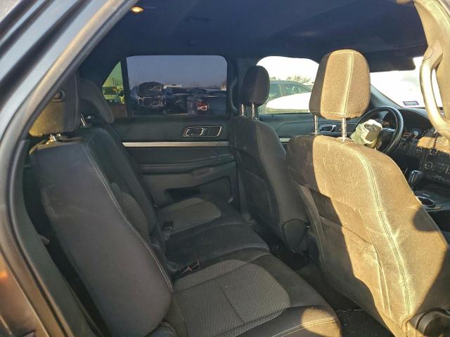 Ford Explorer Xlt Image 8