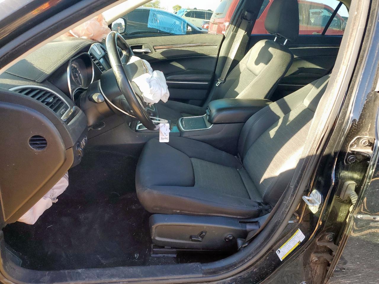 Chrysler 300 Touring Image 6