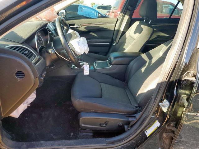 Chrysler 300 Touring Image 6