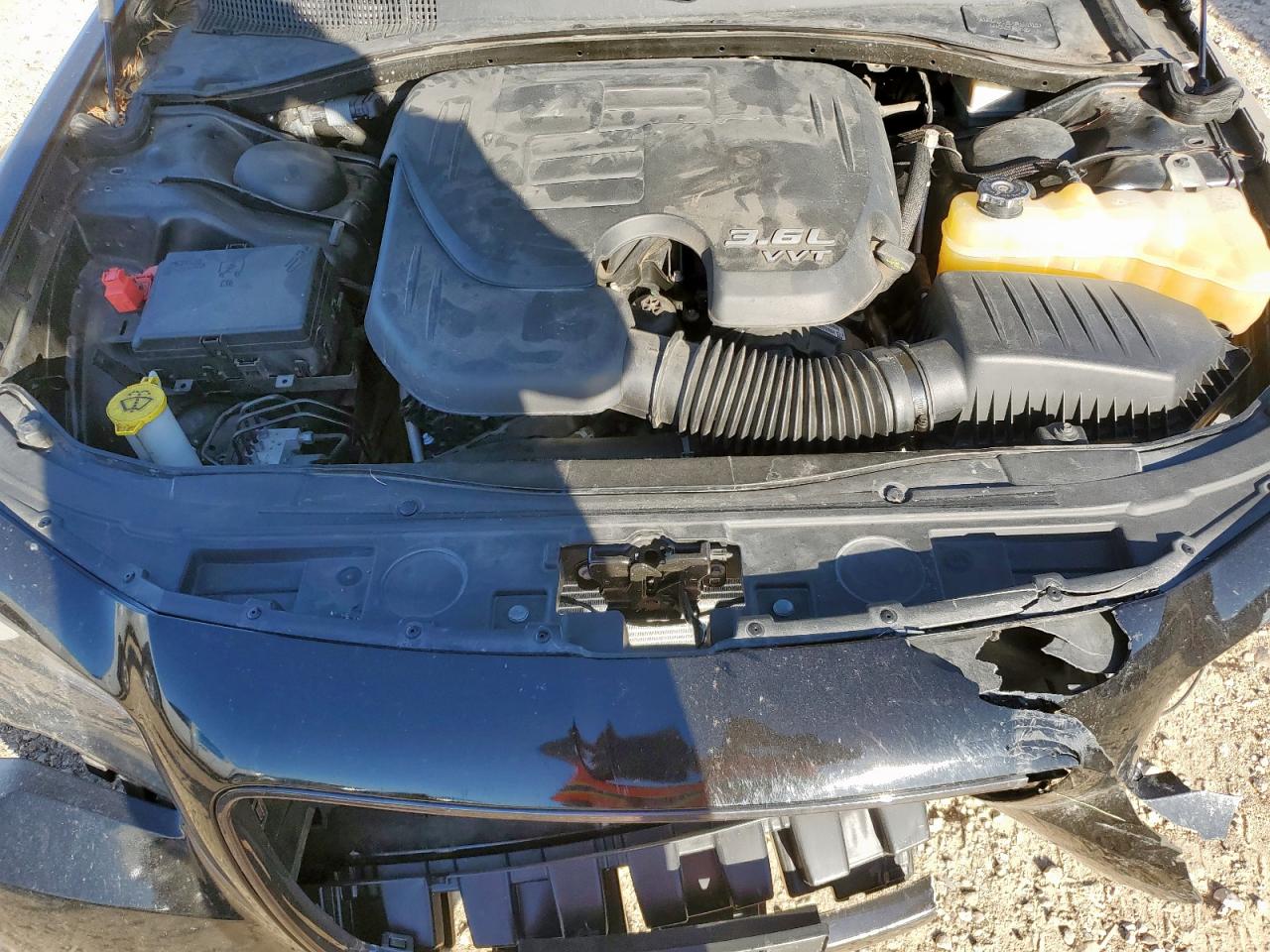 Chrysler 300 Touring Image 12