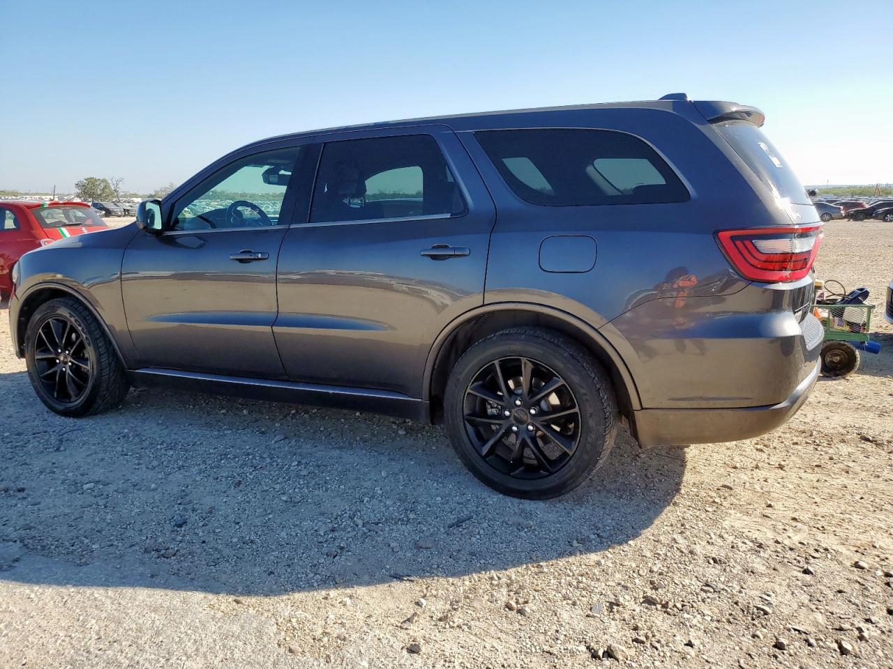 Dodge Durango Sxt Image 2
