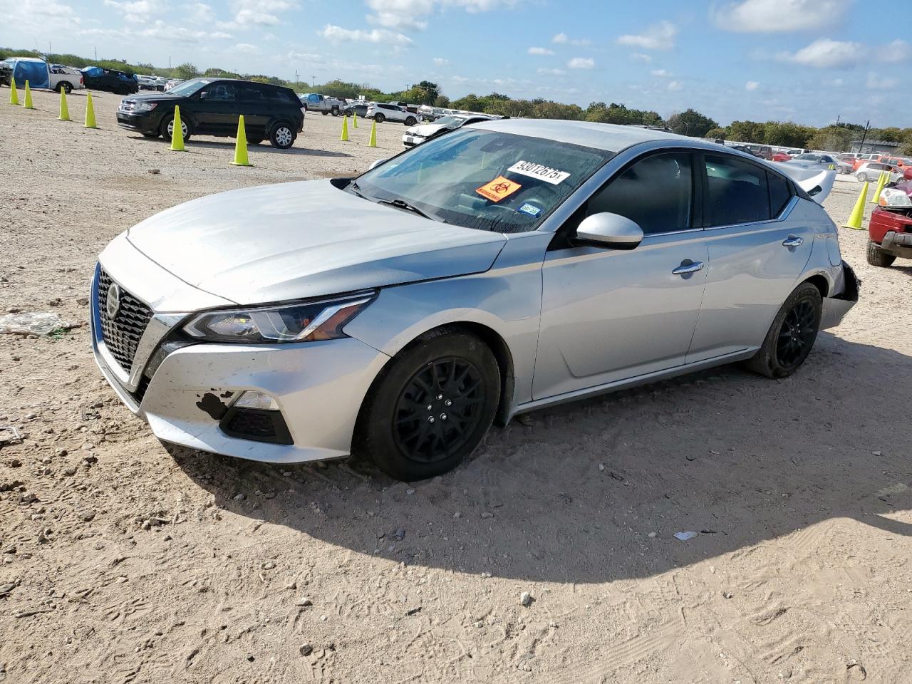 Nissan Altima S Image 1