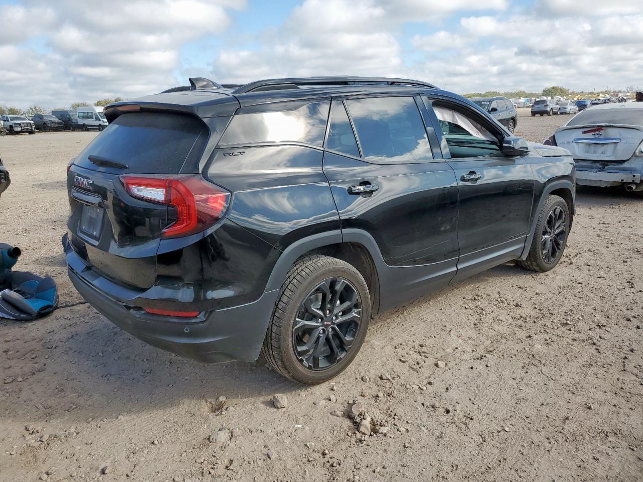 GMC Terrain Slt Image 2