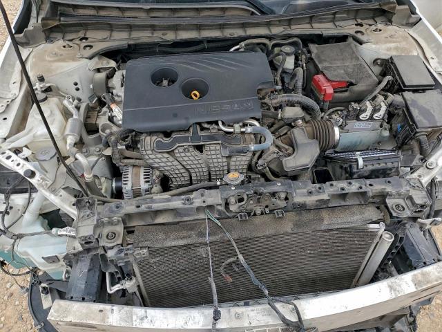 Nissan Altima S Image 10