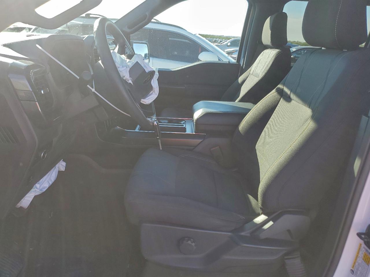 Ford F-150 Stx Image 3