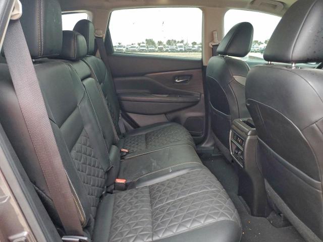 Nissan Murano Platinum Image 6