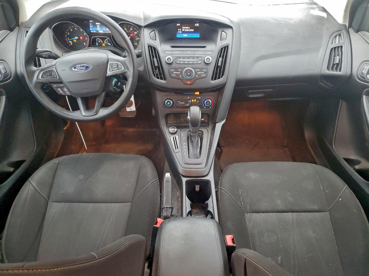 Ford Focus Se Image 11