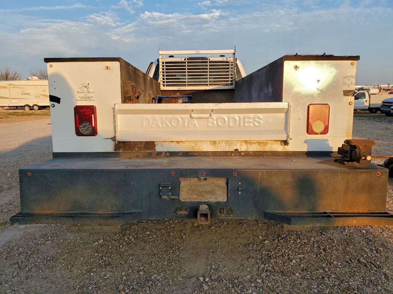 Ford F-350 Super Duty Image 6