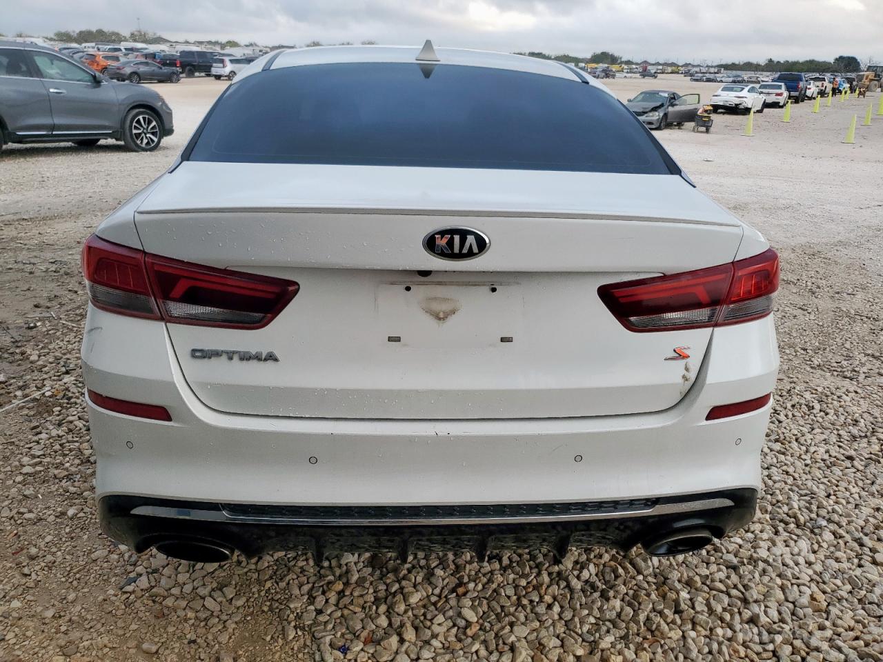 Kia Optima Lx Image 5