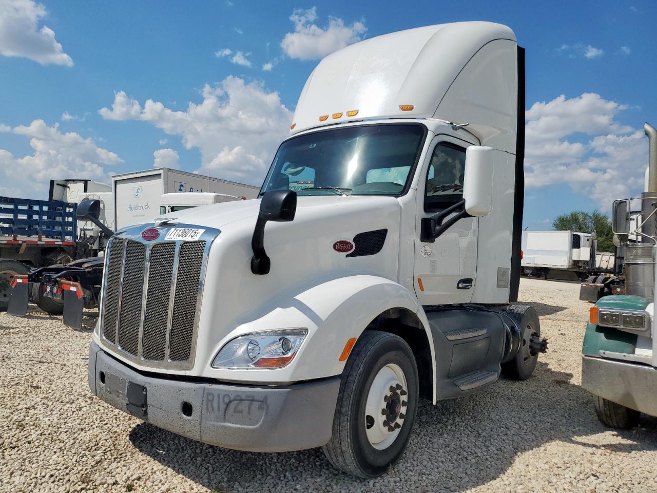 Peterbilt Tractor 579 Image 4