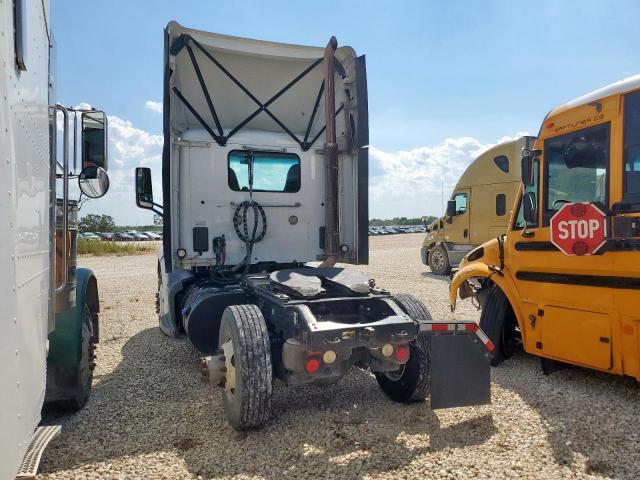 Peterbilt Tractor 579 Image 8