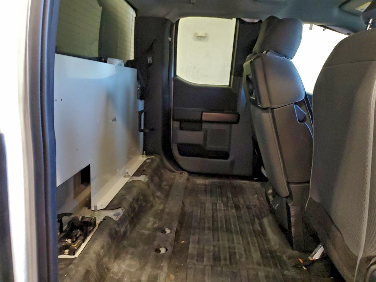 Ford F-150 Xl Image 9