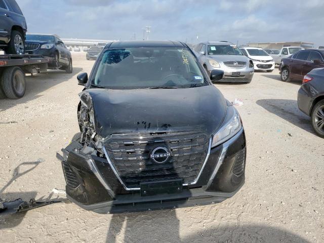 Nissan Kicks S Image 12