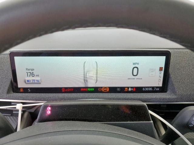 Ford Mustang Premium Image 10