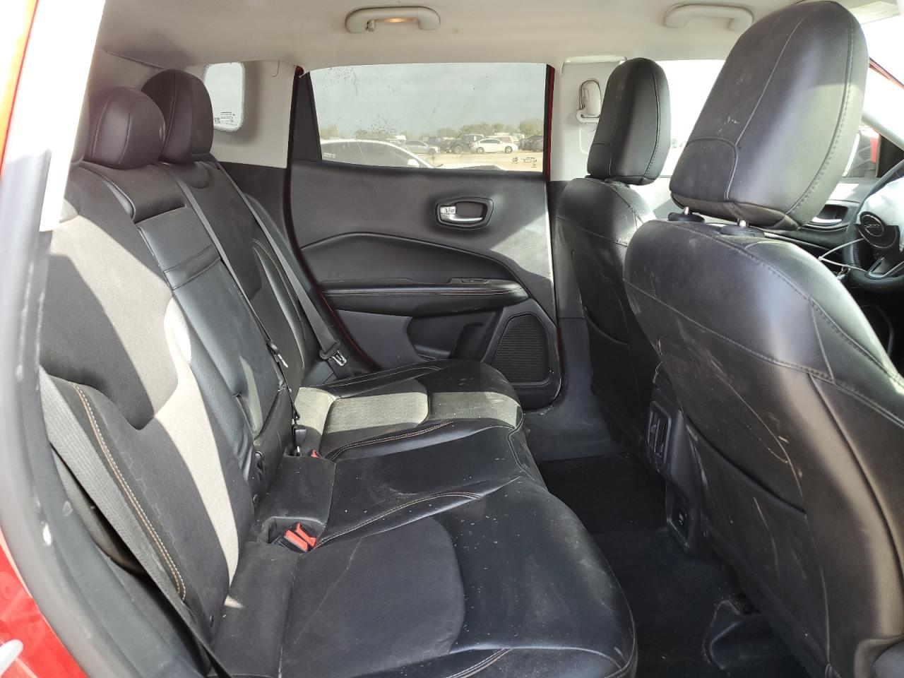 Jeep Compass Latitude Image 10