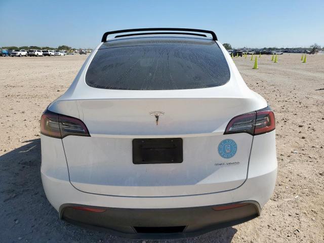 Tesla Model Y Image 7