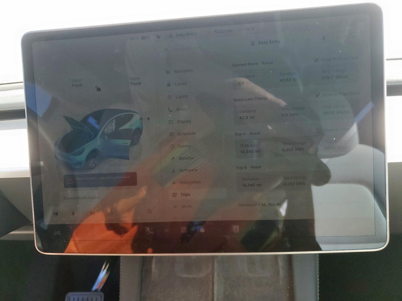 Tesla Model Y Image 11