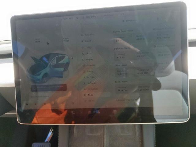 Tesla Model Y Image 11