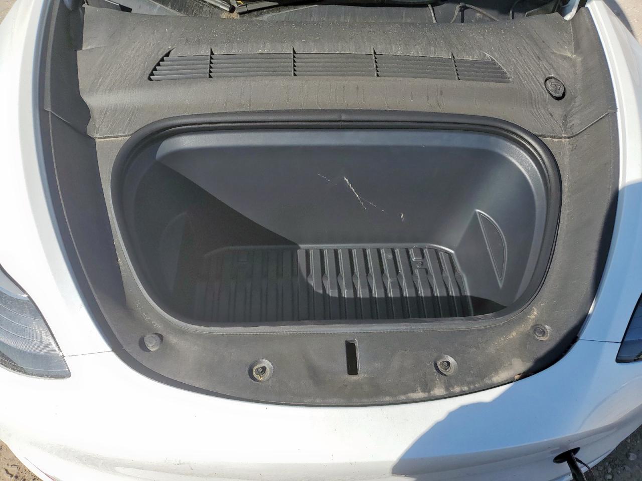 Tesla Model Y Image 6