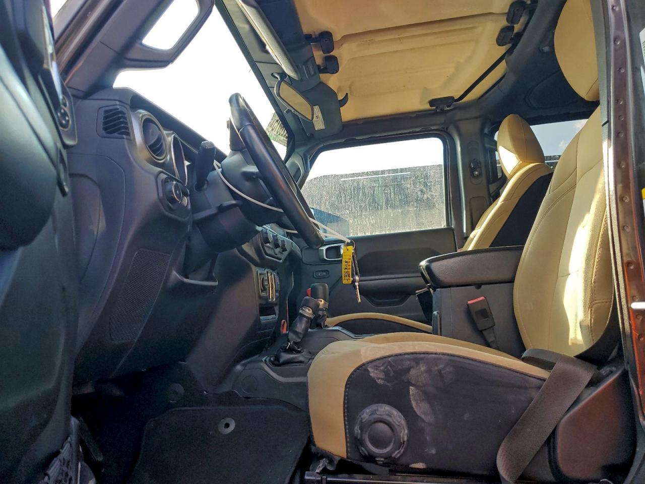 Jeep Wrangler Sport Image 11