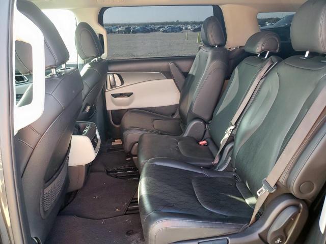 Kia Carnival Lx Image 14