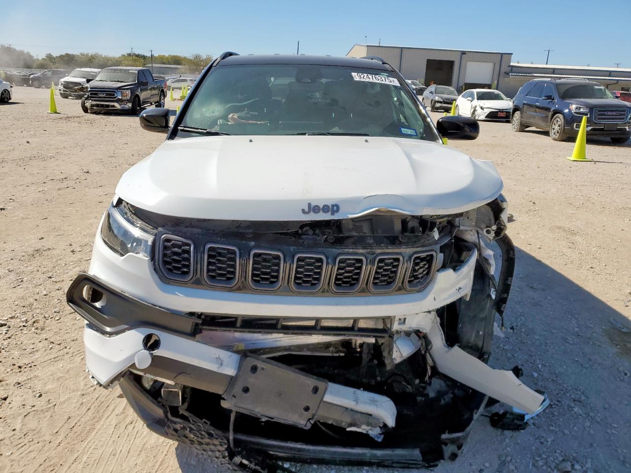 Jeep Compass Latitude Image 9